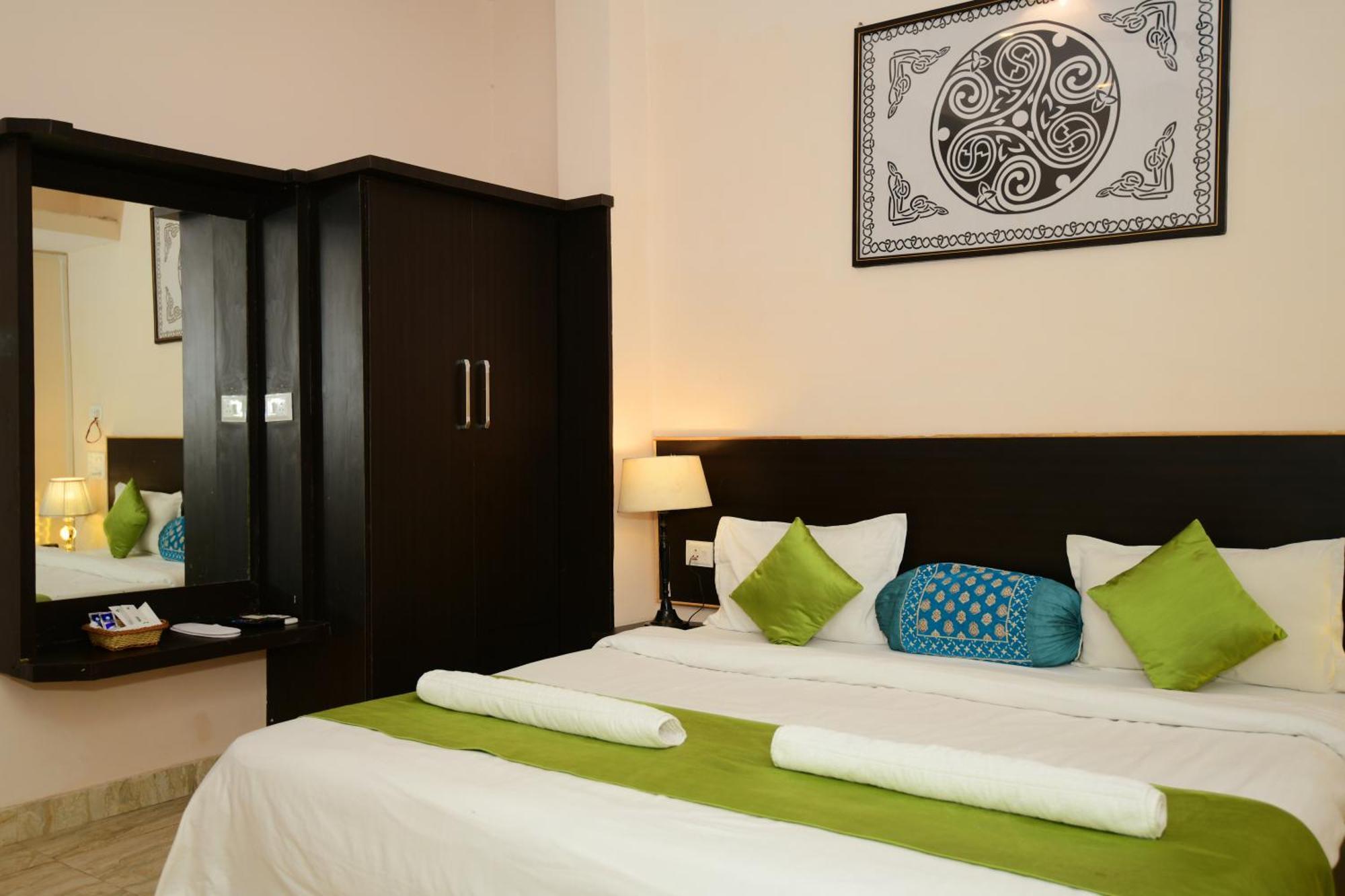 Ap Palace Hotel, Ayodhya מראה חיצוני תמונה