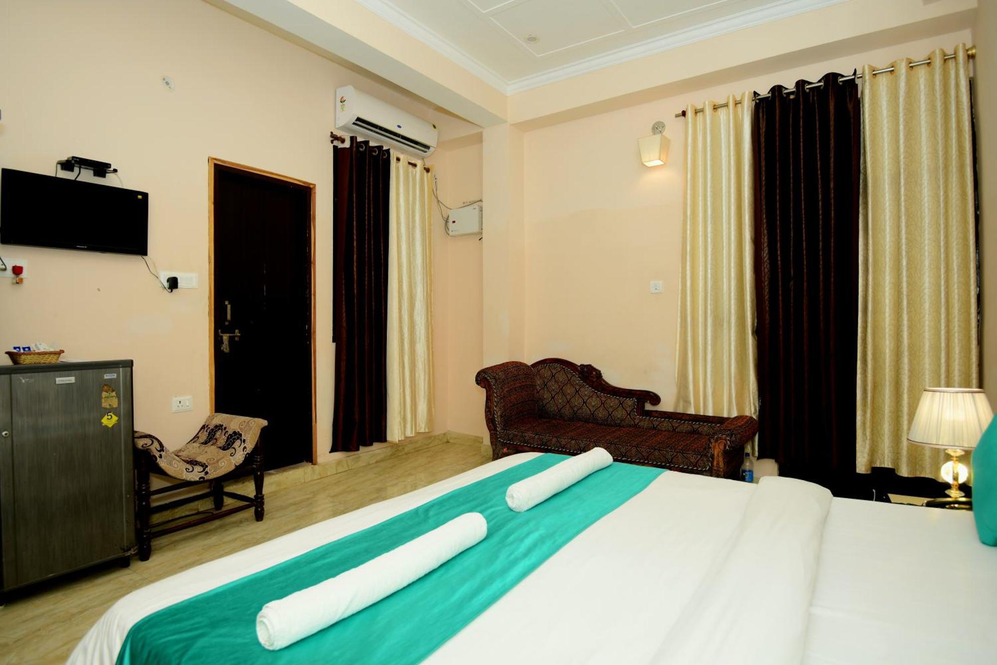 Ap Palace Hotel, Ayodhya מראה חיצוני תמונה